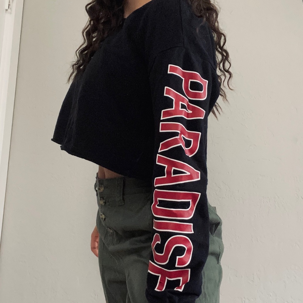 long sleeve crop top